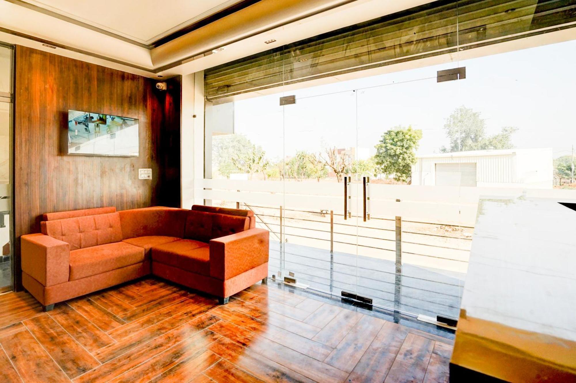 Hotel Collection O Golden Sapphire Džajpur Exteriér fotografie